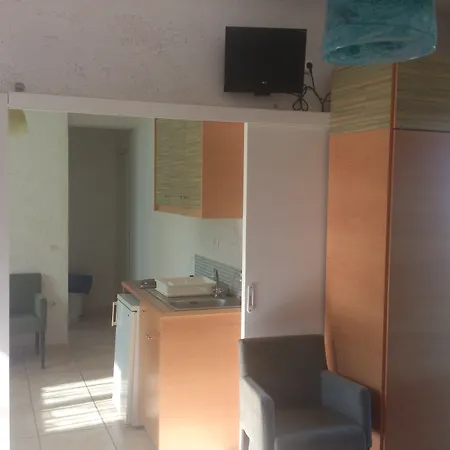 Romantica Херсониссос